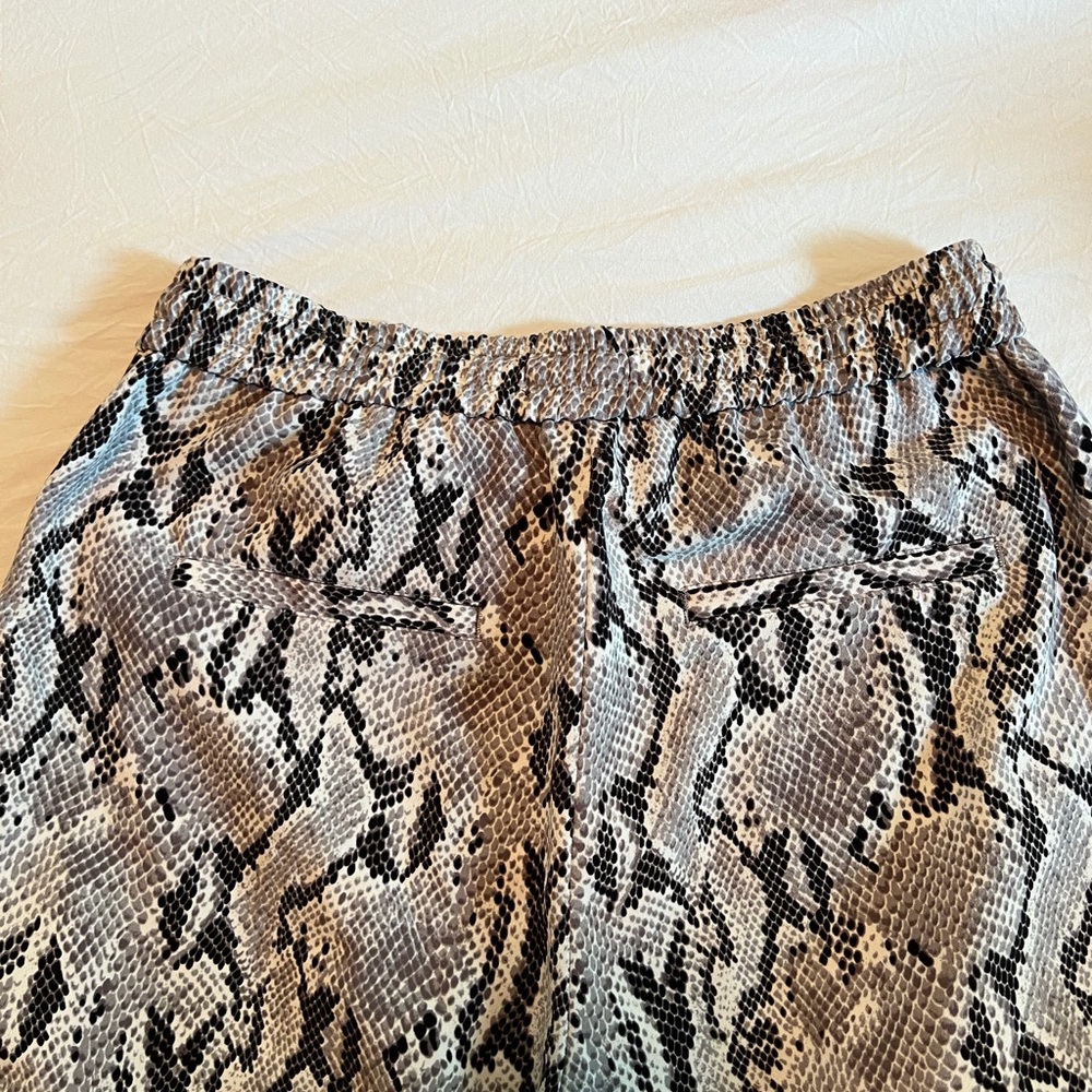 Express Python Print Pants - Picture 4 of 5